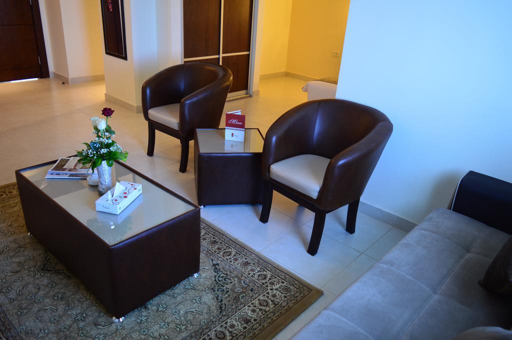 Ream Hotel Amán Habitación foto